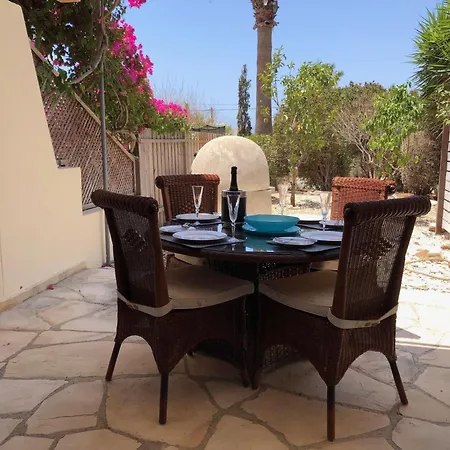 Ferienhaus Regina Gardens - Modern 2 Bed Maisonette